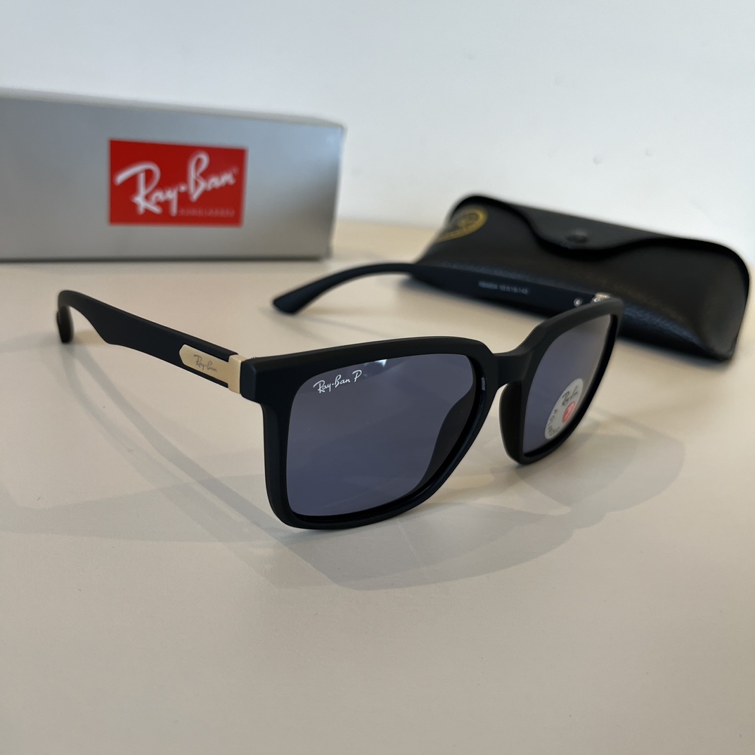 Ray-Ban