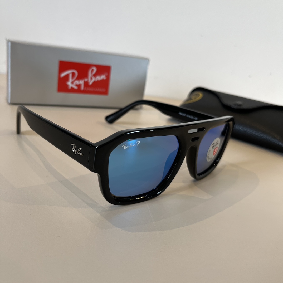 Ray-Ban